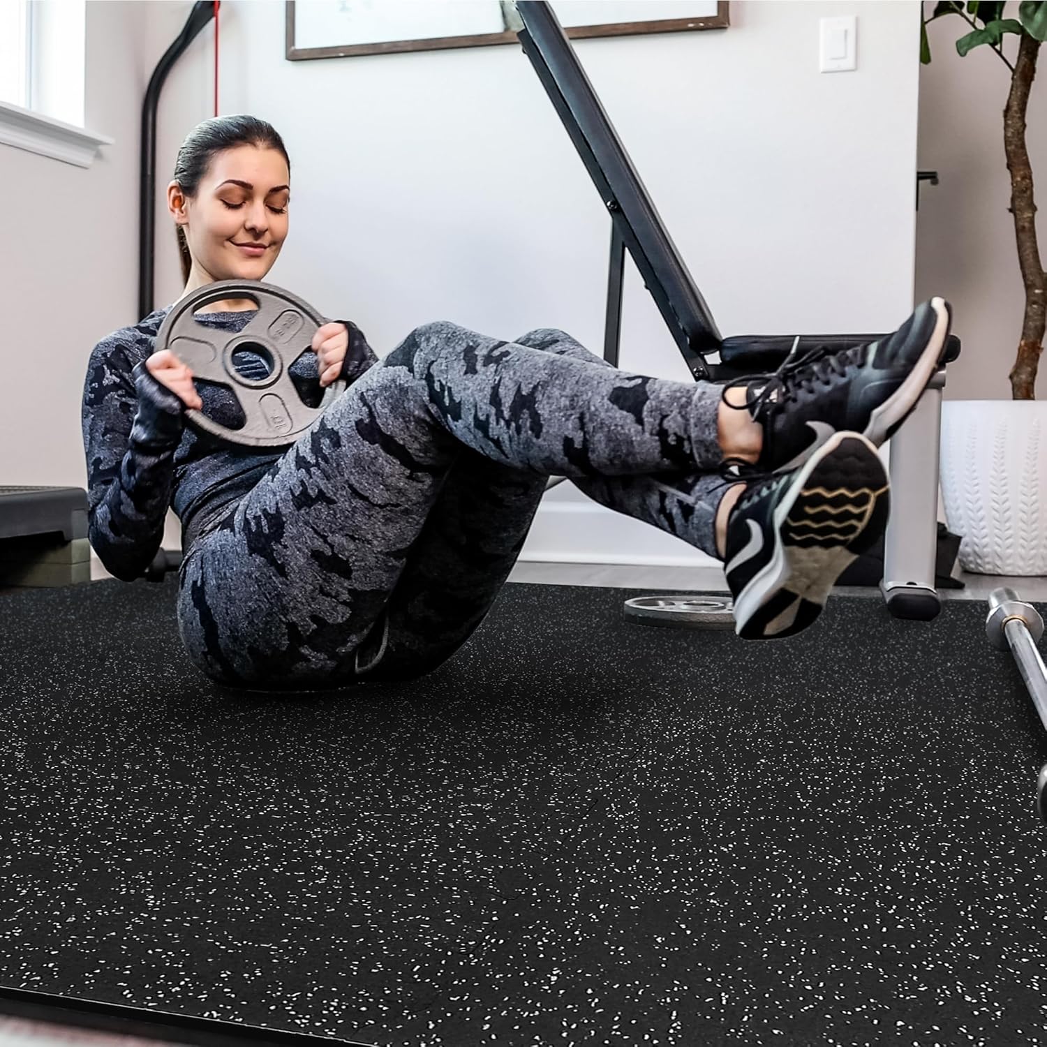 SUPERJARE 0.4'' Thick 24 Pcs 96 Sq Ft Rubber Top Exercise Equipment Mats, High Density EVA Foam Mats with Rubber Top, Interlocking Gym Flooring for Home Gym, Protective Workout Mat, Black/Grey
